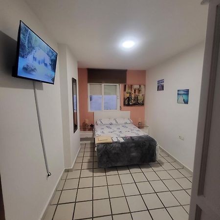 Habitacion Muy Centrica. Granada Bagian luar foto