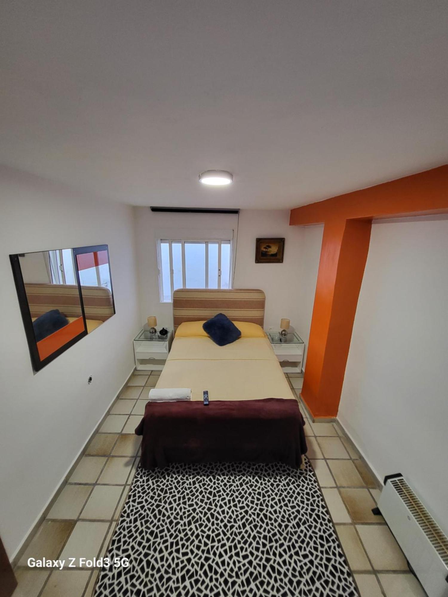 Habitacion Muy Centrica. Granada Bagian luar foto