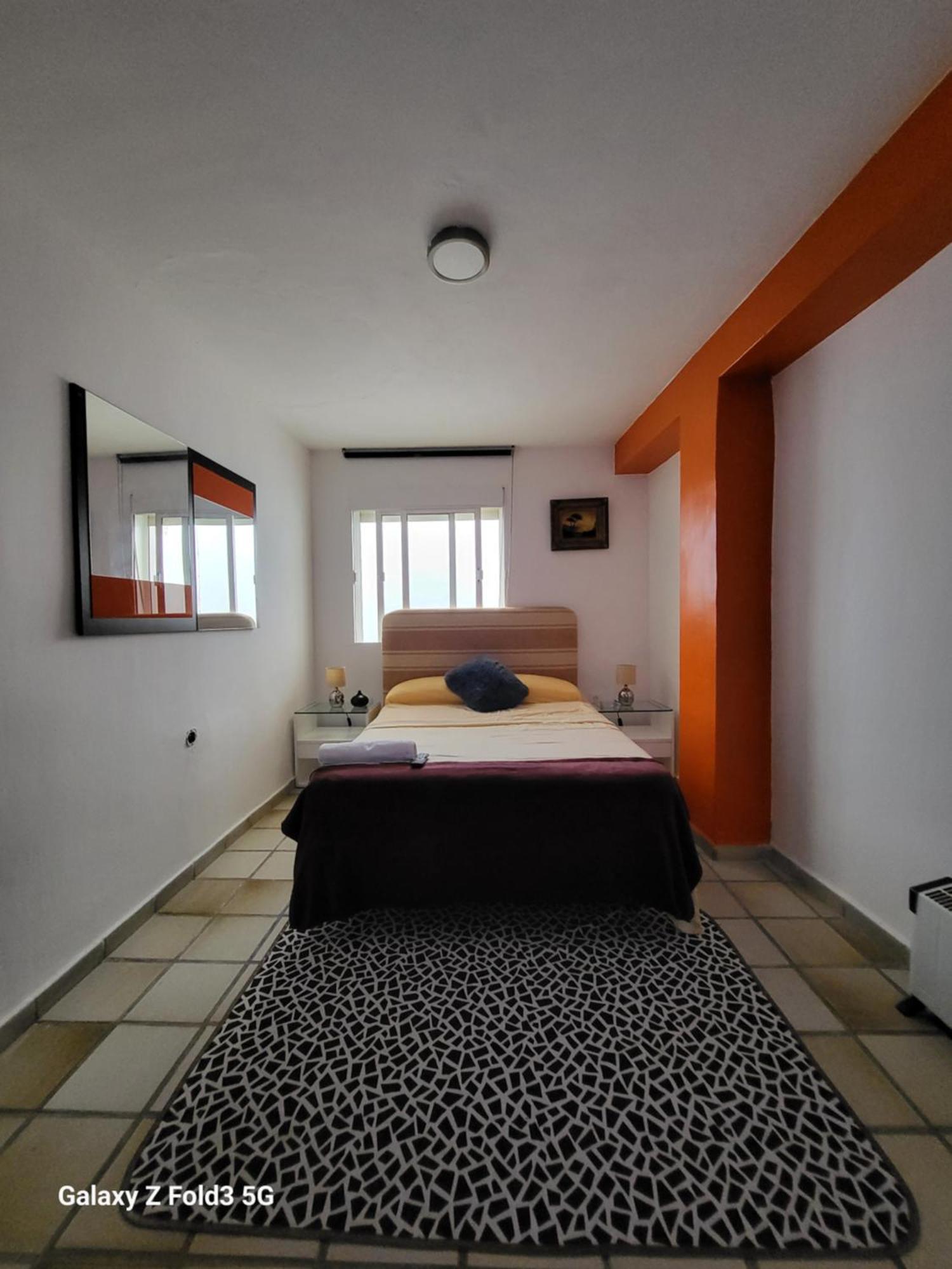 Habitacion Muy Centrica. Granada Bagian luar foto