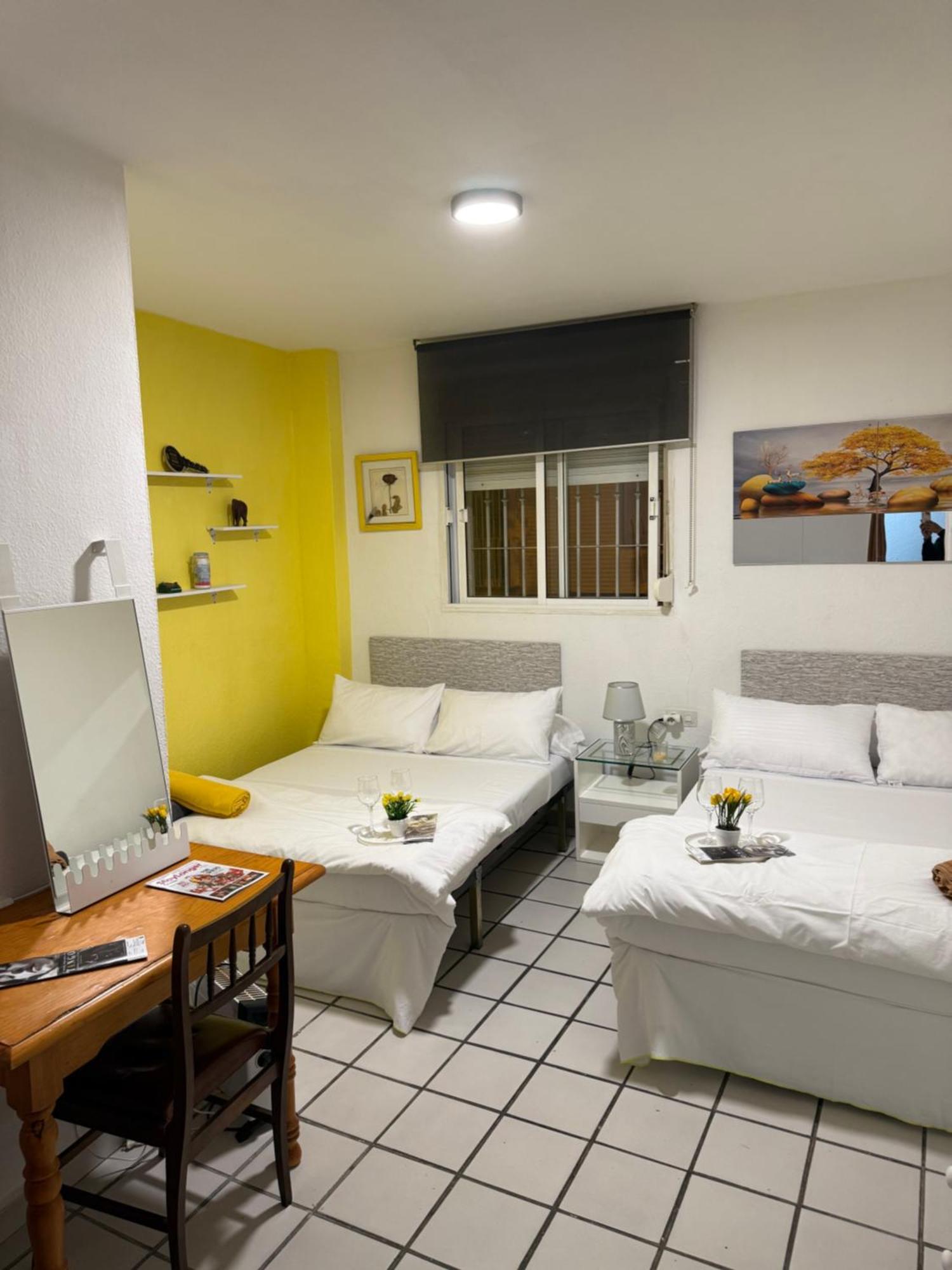 Habitacion Muy Centrica. Granada Bagian luar foto